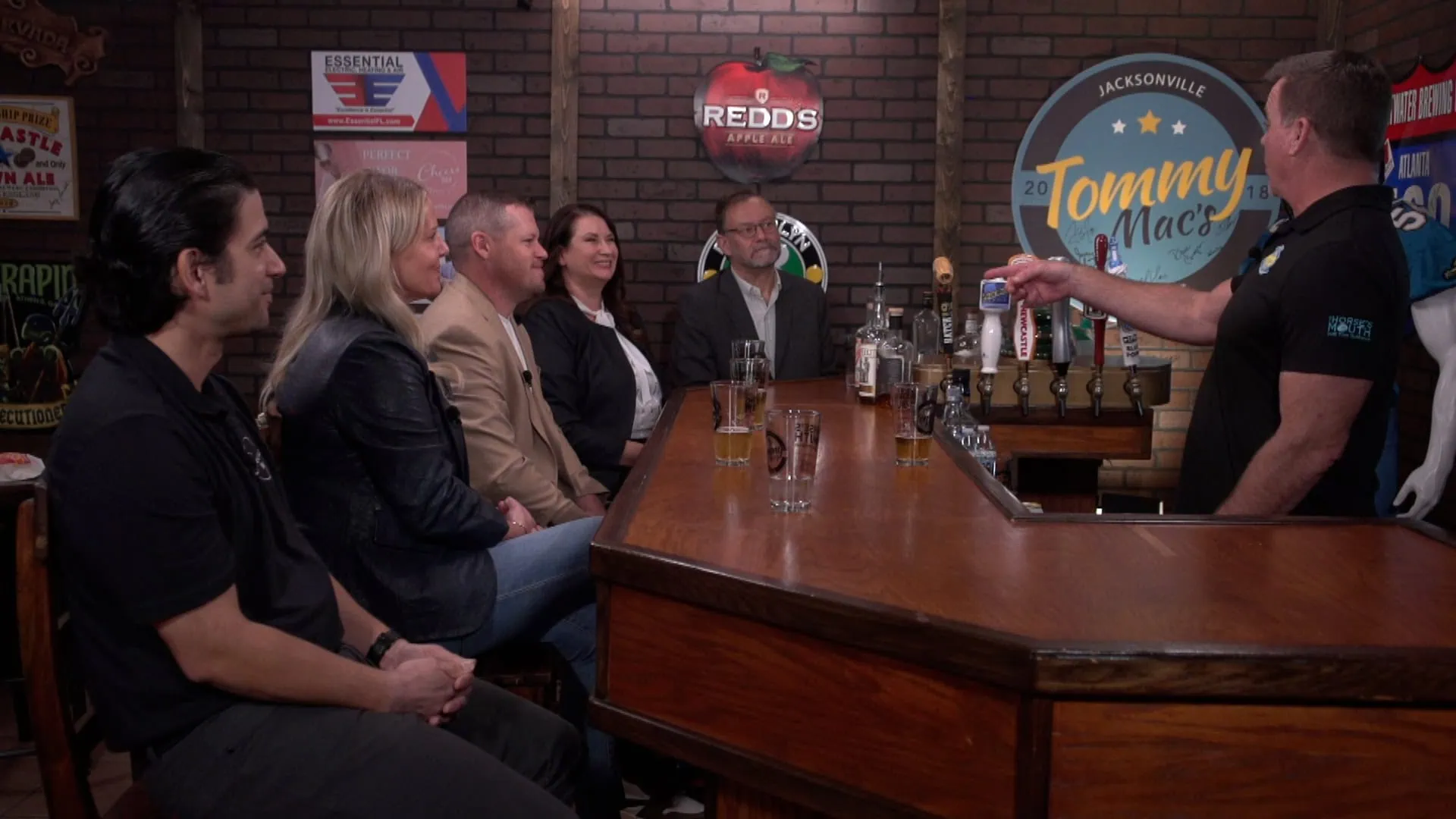“The Horse’s Mouth” with Alessandro Apolito, Bethany & Ross McClellan, Cameron Jones, and Bill Genovese
